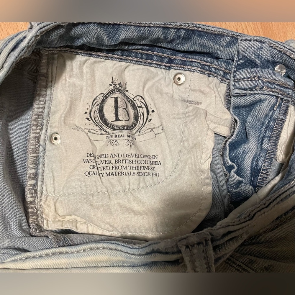 Bootlegger Jeans 🦋 - Picture 5 of 5
